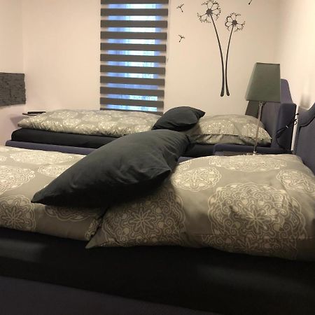 Messezimmer 4U Düsseldorf Exteriör bild