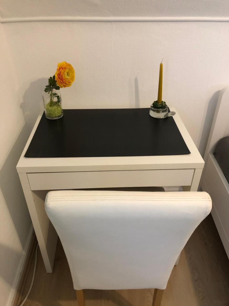 Messezimmer 4U Düsseldorf Exteriör bild