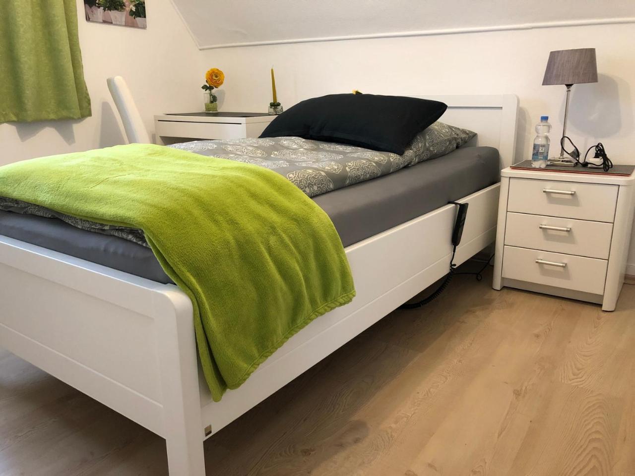 Messezimmer 4U Düsseldorf Exteriör bild