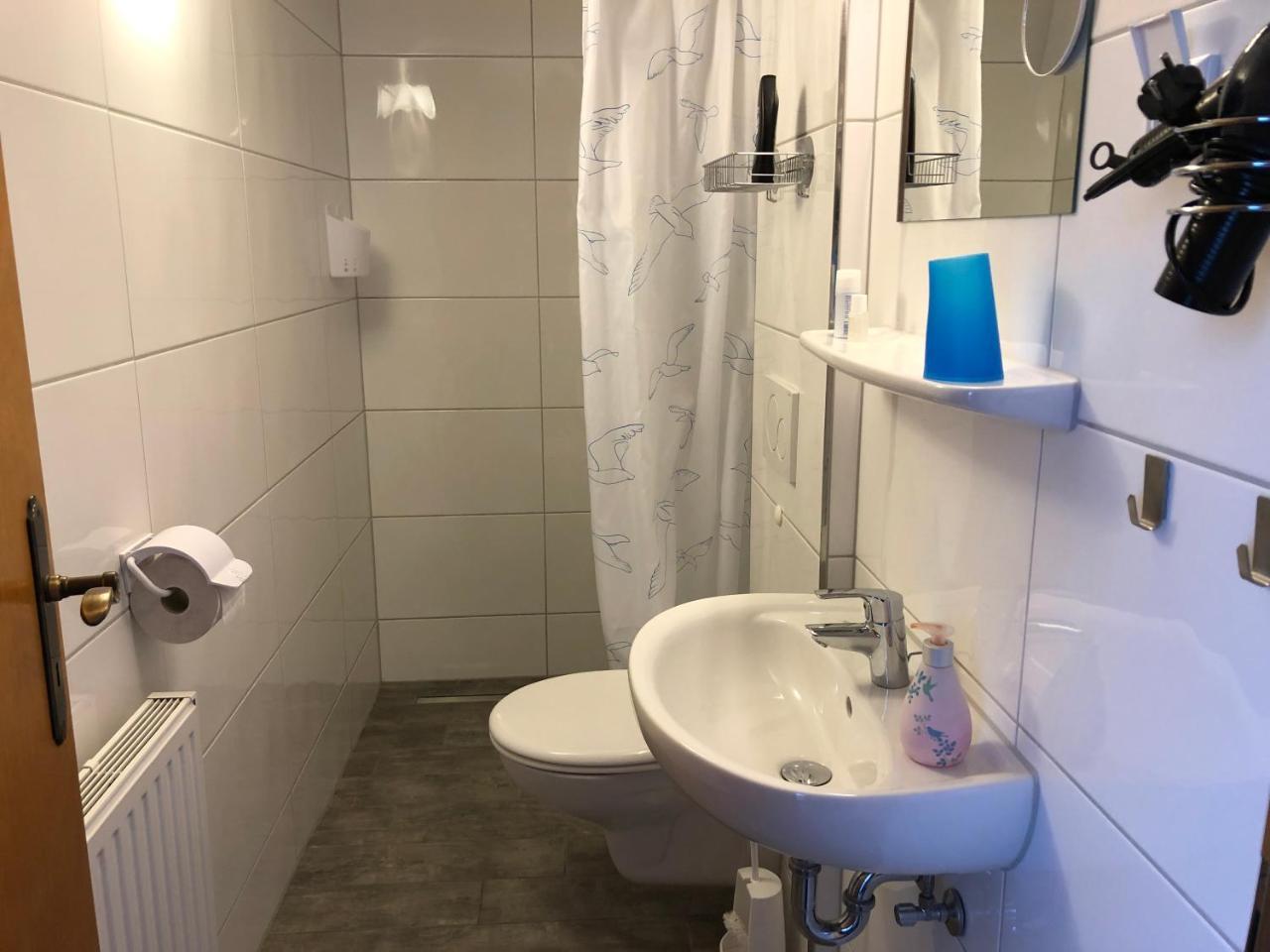 Messezimmer 4U Düsseldorf Exteriör bild