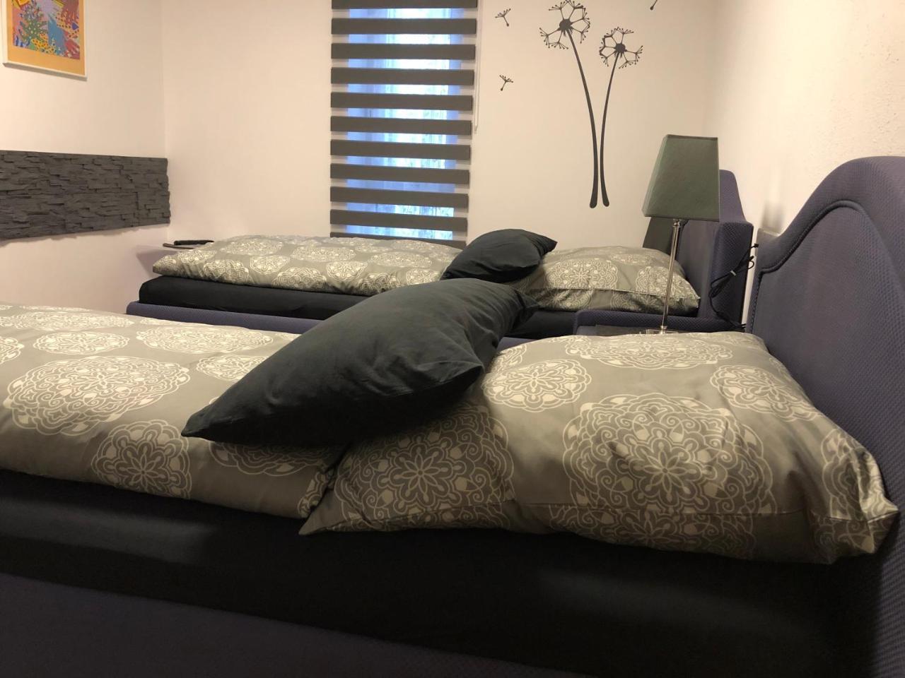 Messezimmer 4U Düsseldorf Exteriör bild