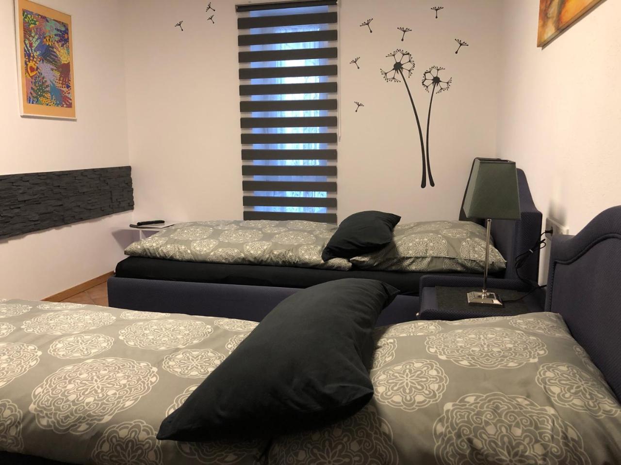 Messezimmer 4U Düsseldorf Exteriör bild