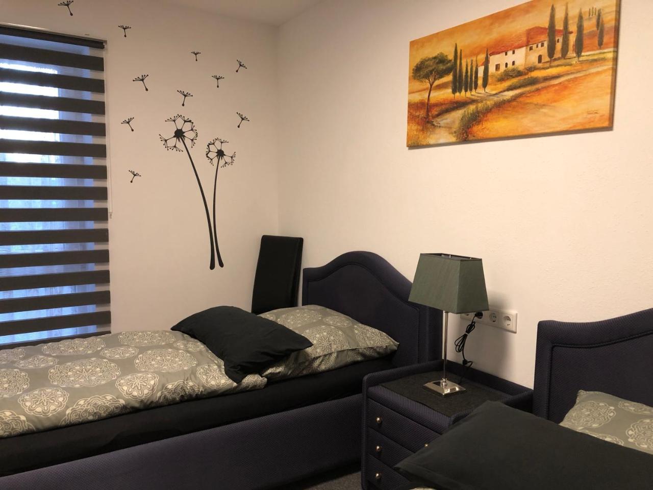 Messezimmer 4U Düsseldorf Exteriör bild